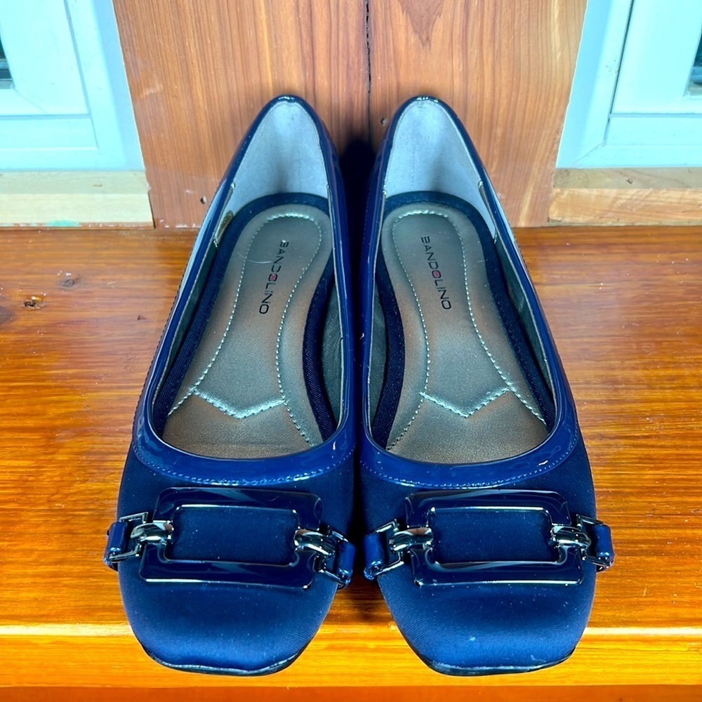 Bandolino  flat shoes blue color size 6 - Picture 3 of 9